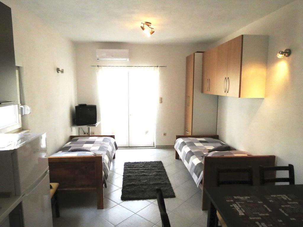 Apartments Ljubicic Podstrana Szoba fotó