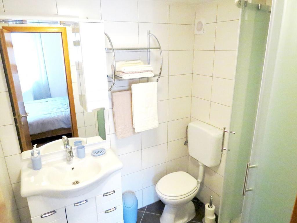 Apartments Ljubicic Podstrana Szoba fotó
