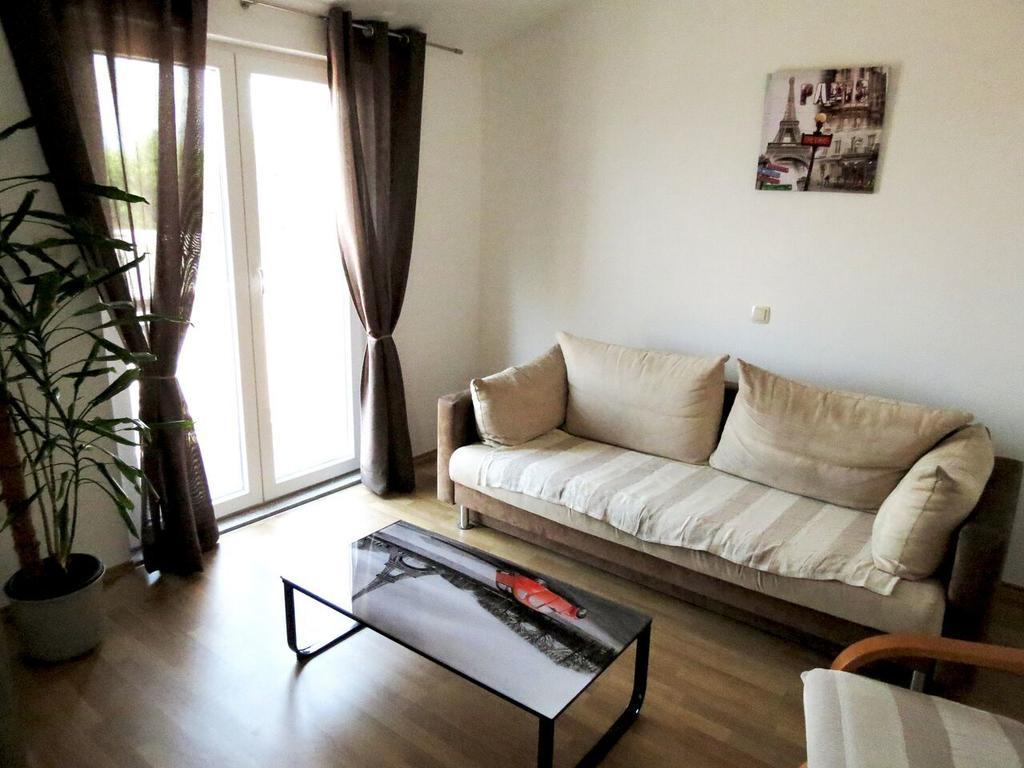 Apartments Ljubicic Podstrana Szoba fotó