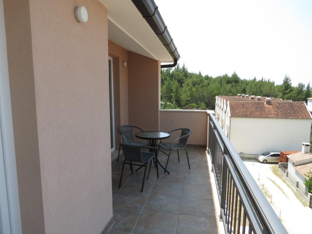 Apartments Ljubicic Podstrana Szoba fotó