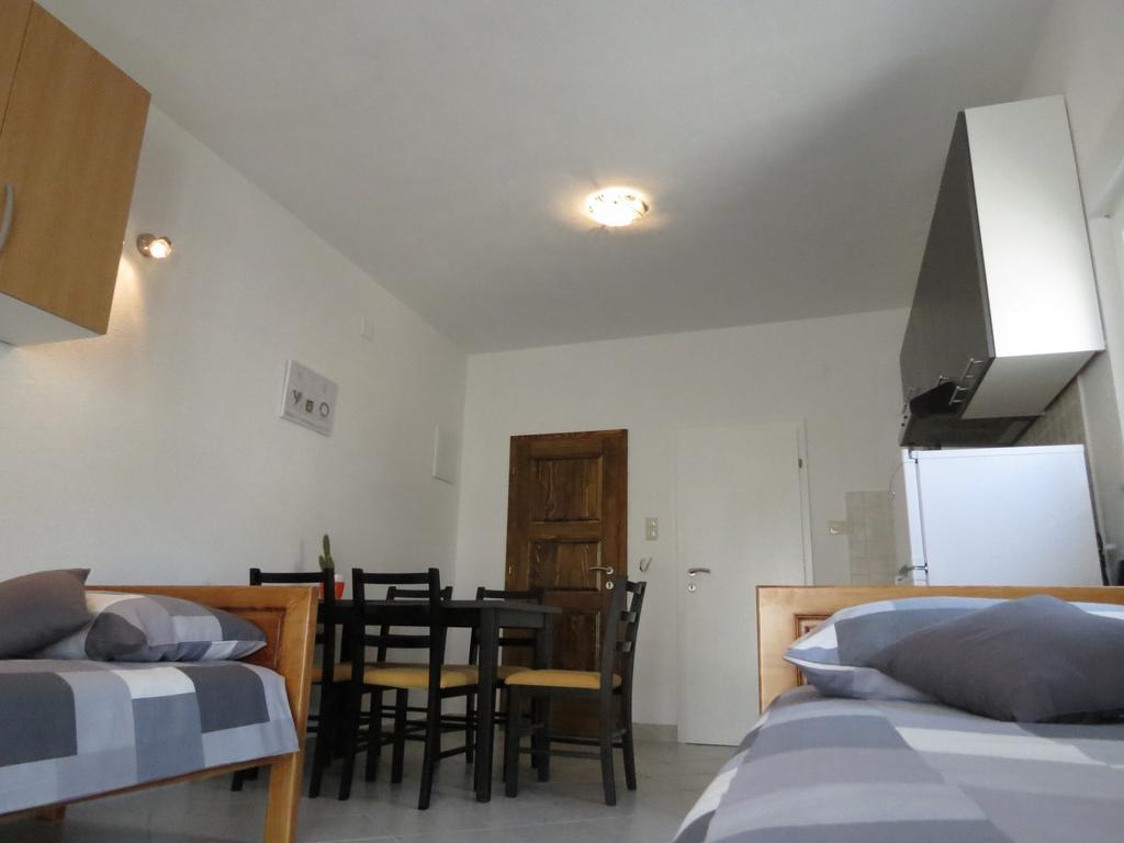 Apartments Ljubicic Podstrana Szoba fotó